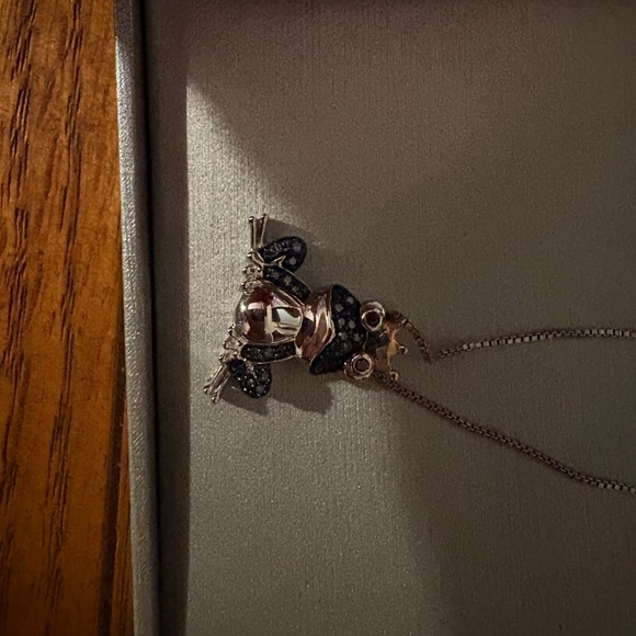 Silver Pendant Necklace - Picture 2 of 4